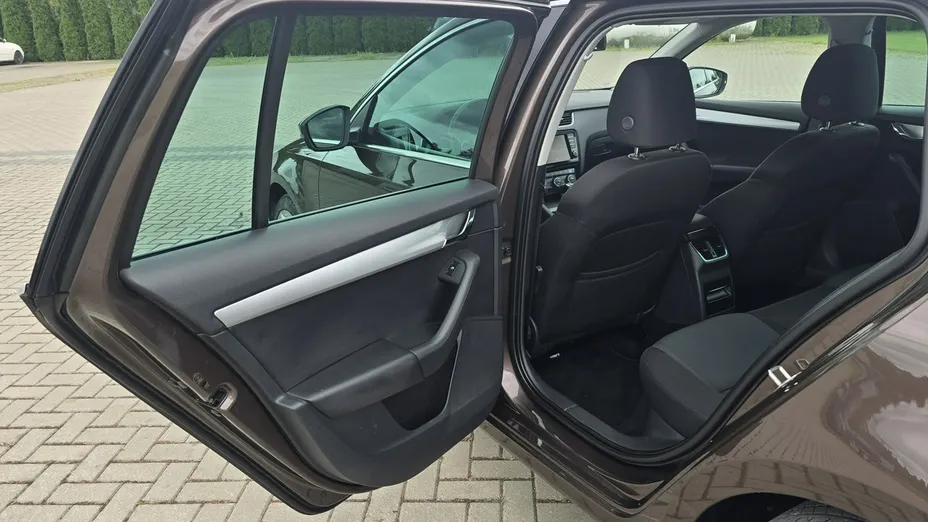 SKODA Octavia -