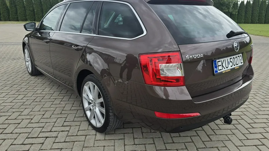 SKODA Octavia -