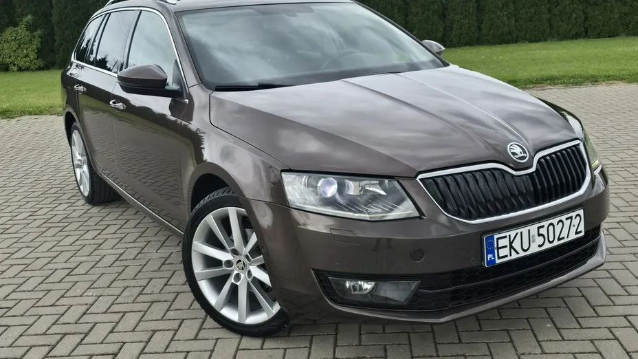 SKODA Octavia -