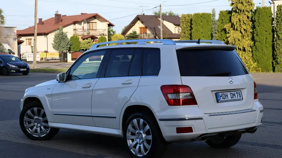 MERCEDES-BENZ GLK -