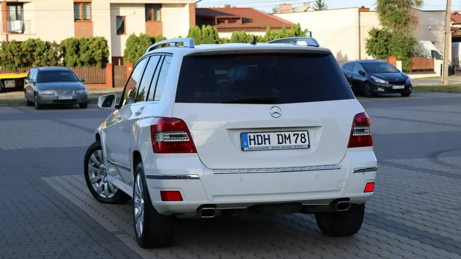MERCEDES-BENZ GLK -