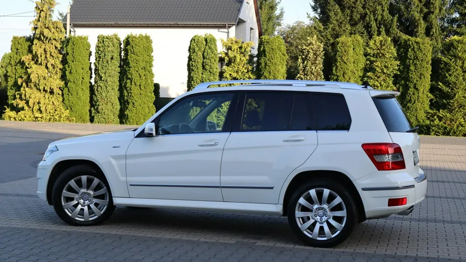 MERCEDES-BENZ GLK -