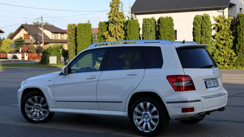 MERCEDES-BENZ GLK -