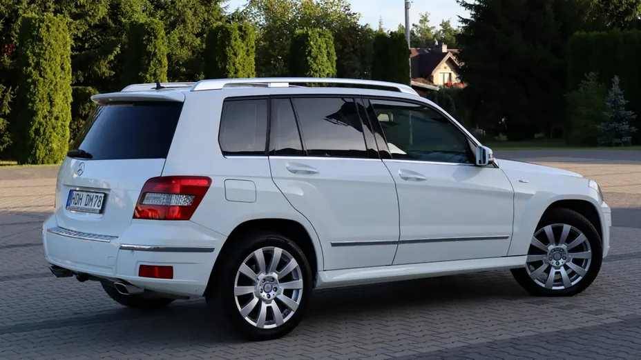 MERCEDES-BENZ GLK -