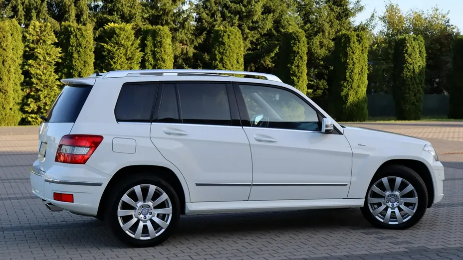 MERCEDES-BENZ GLK -