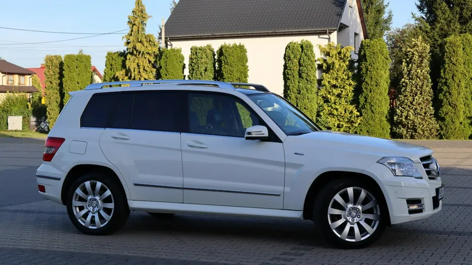 MERCEDES-BENZ GLK -