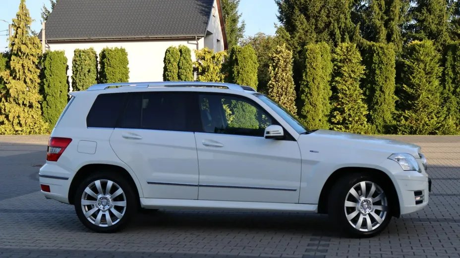 MERCEDES-BENZ GLK -