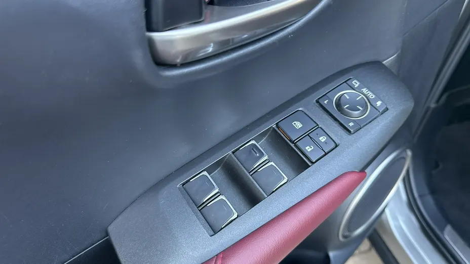 LEXUS NX -
