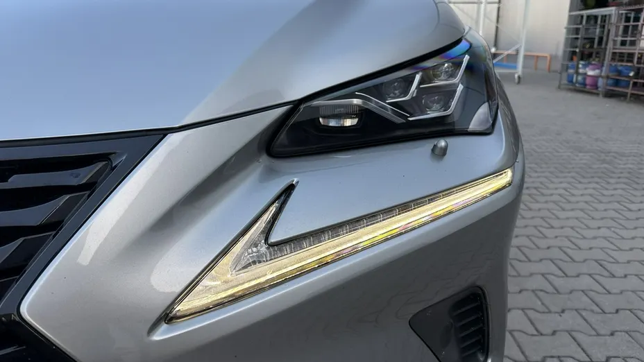 LEXUS NX -
