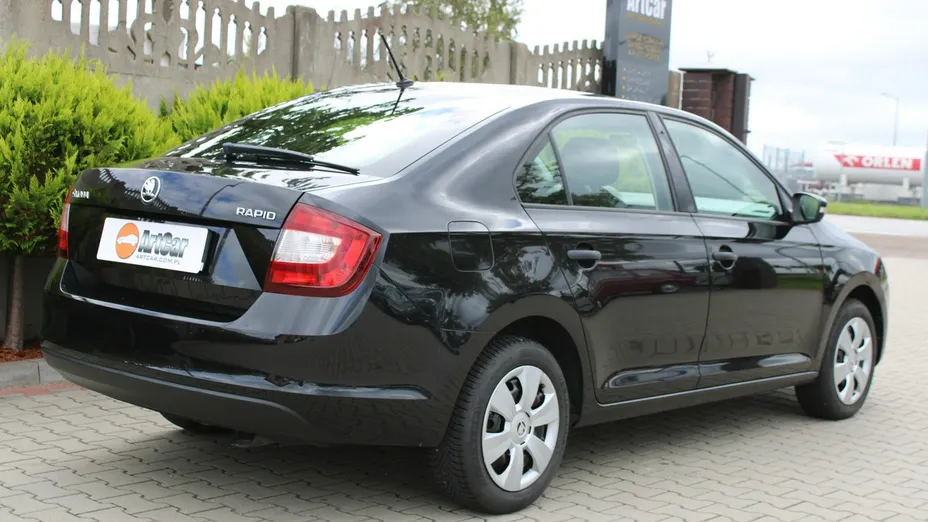 SKODA Rapid -