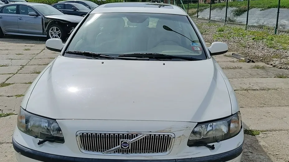 VOLVO V70 -