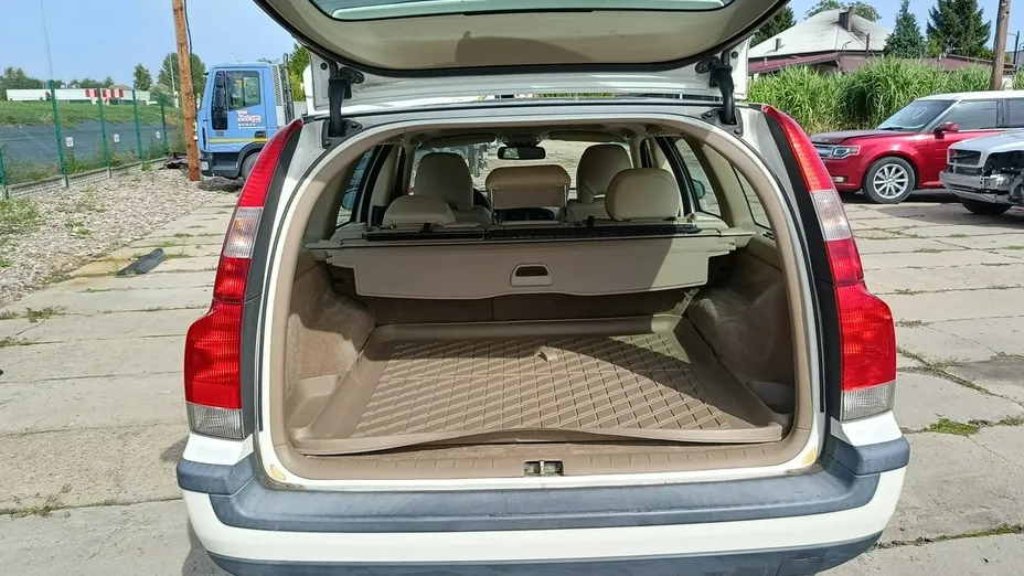 VOLVO V70 -