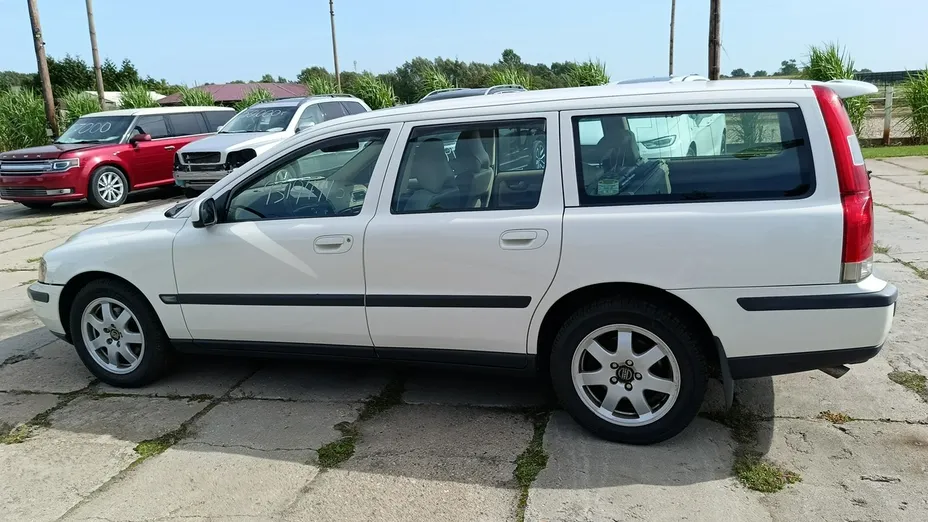 VOLVO V70 -
