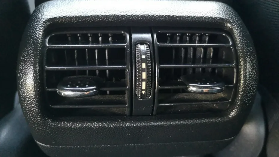 MERCEDES-BENZ C Klasa -