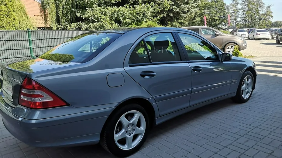 MERCEDES-BENZ C Klasa -