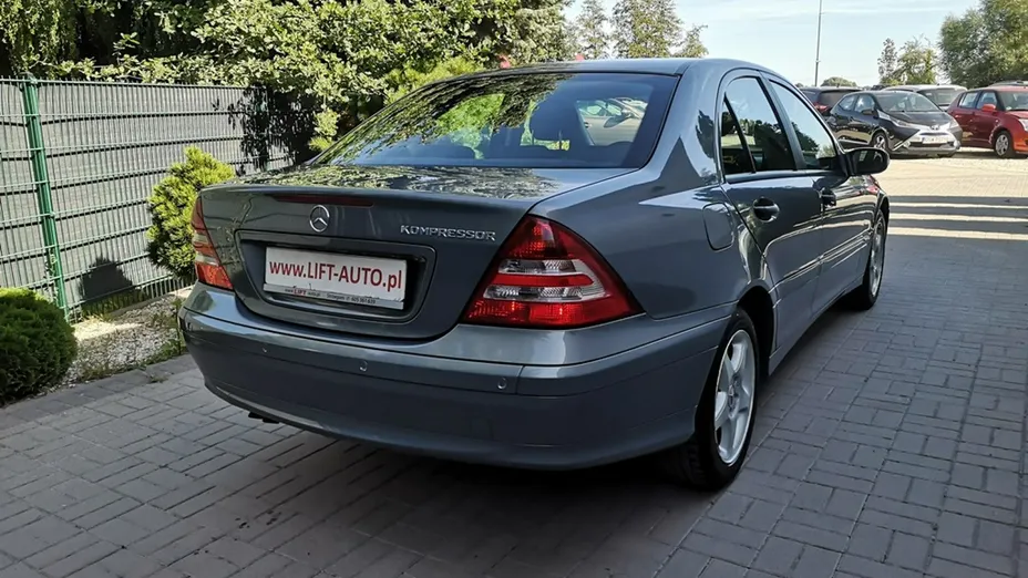 MERCEDES-BENZ C Klasa -