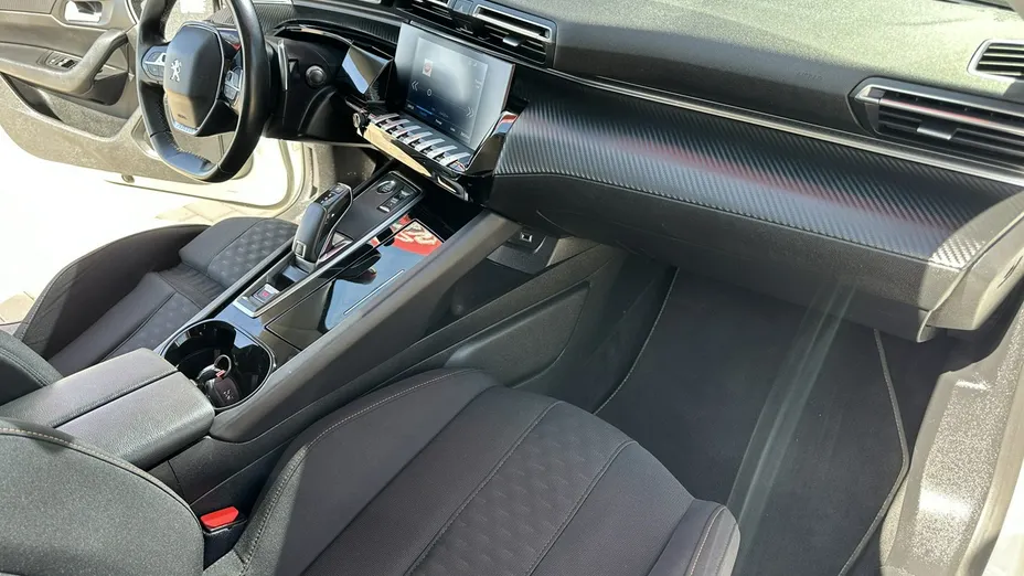 PEUGEOT 508 -