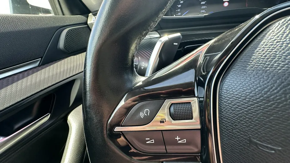 PEUGEOT 508 -