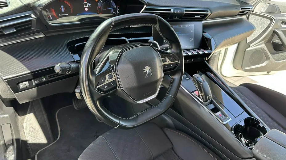 PEUGEOT 508 -