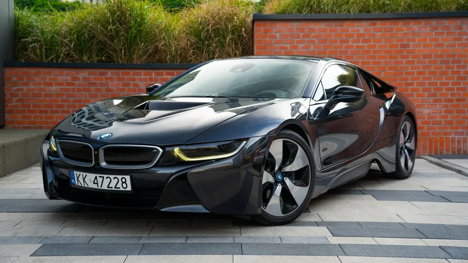 BMW i8 -