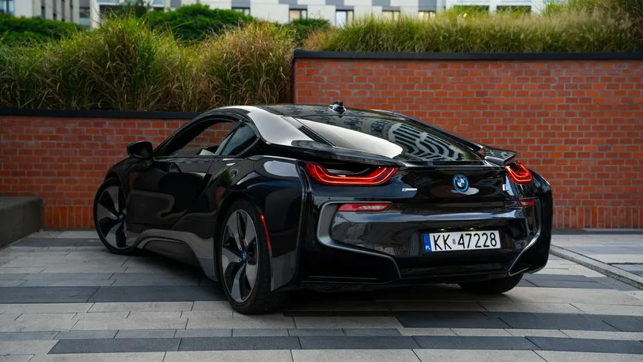 BMW i8 -