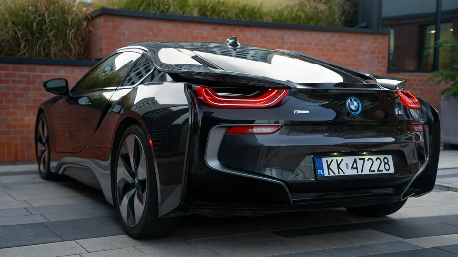 BMW i8 -