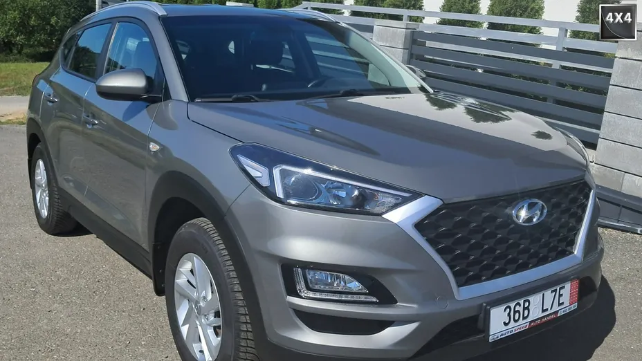 HYUNDAI Tucson -