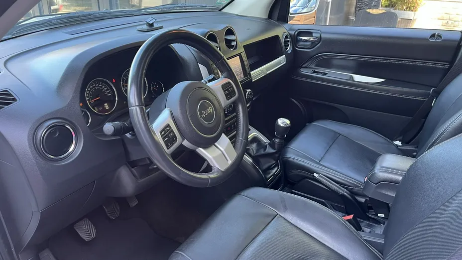 JEEP Compass -
