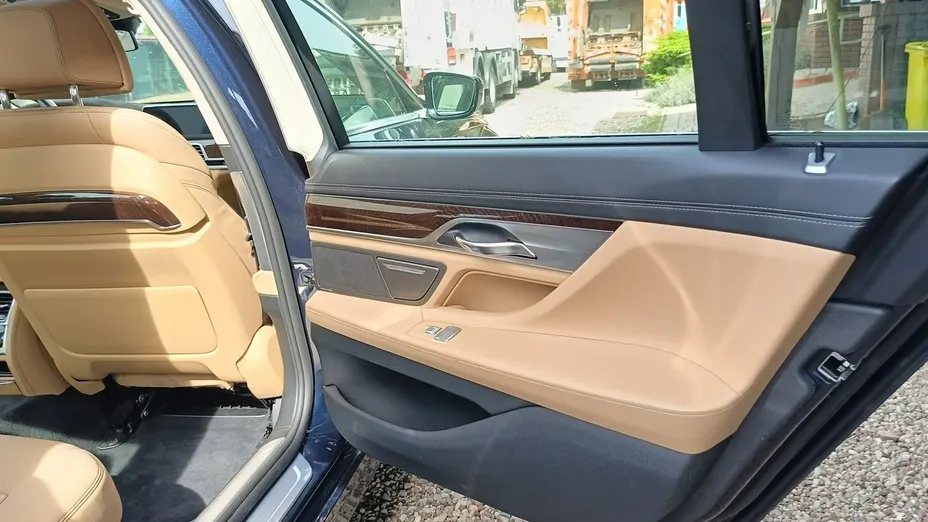 BMW Seria 7 -
