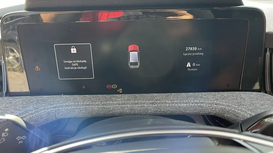 SKODA Superb -