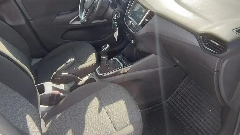 OPEL Crossland -