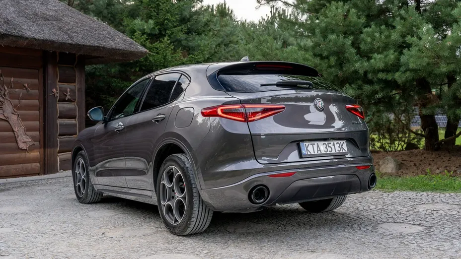 ALFA ROMEO Stelvio -