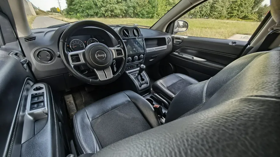 JEEP Compass -