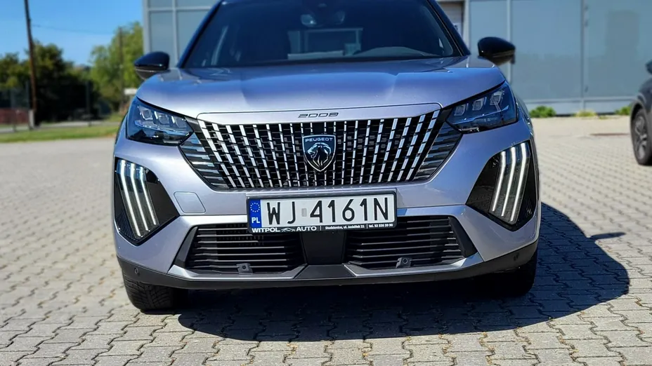 PEUGEOT 2008 -