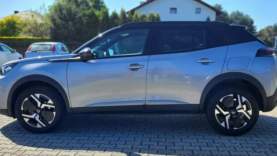 PEUGEOT 2008 -