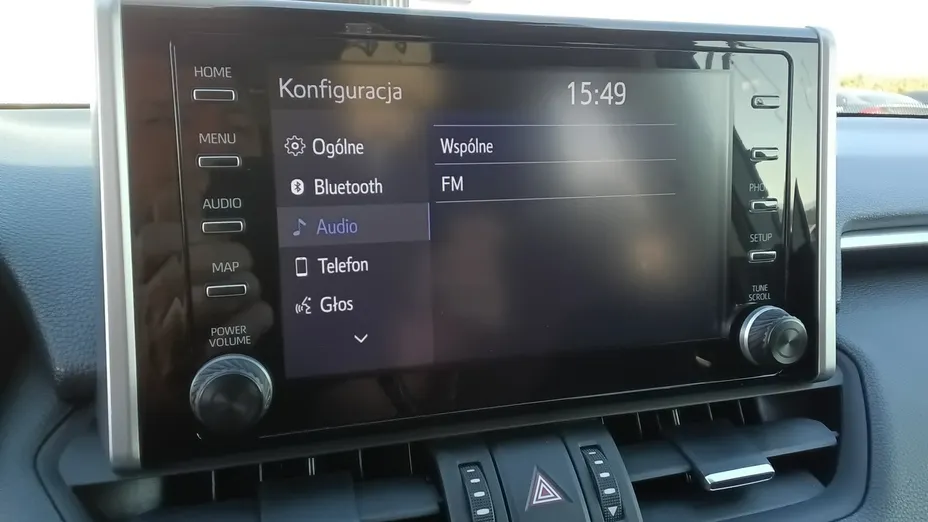 TOYOTA RAV4 -