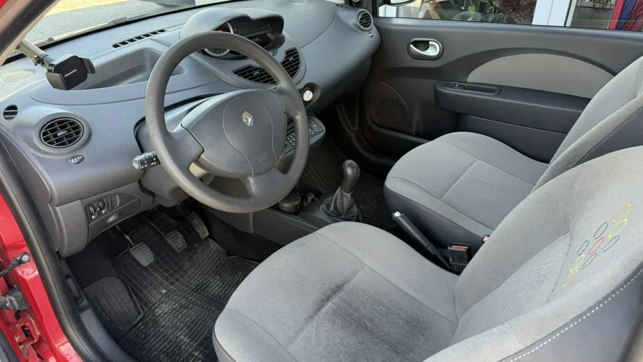 RENAULT Twingo -