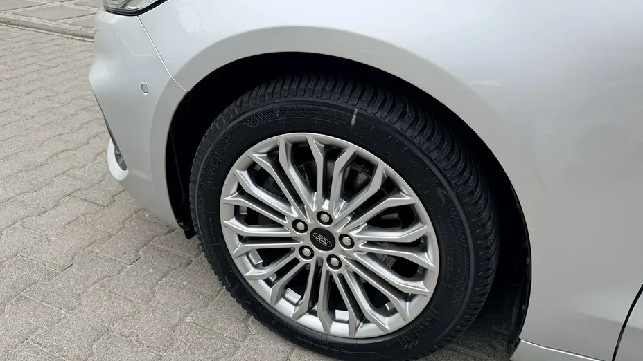 FORD Mondeo -