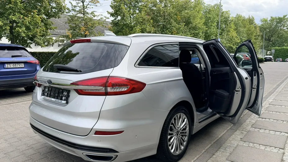 FORD Mondeo -