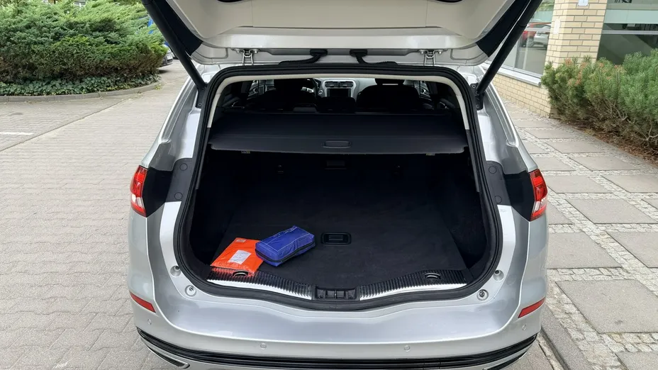 FORD Mondeo -