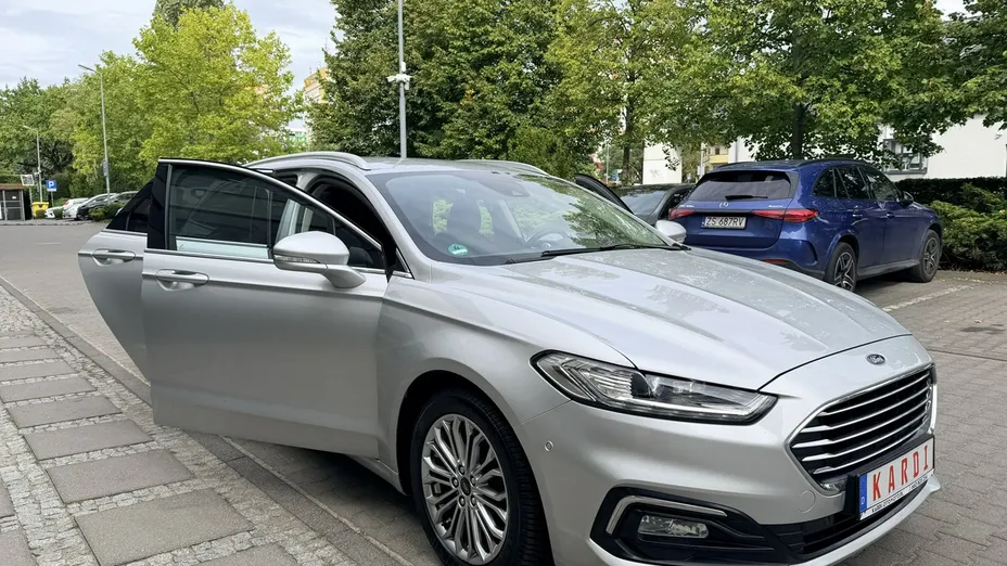 FORD Mondeo -