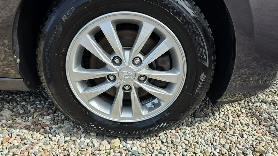 HYUNDAI i30 -