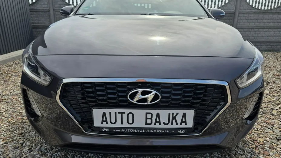 HYUNDAI i30 -