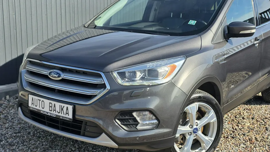 FORD Kuga -
