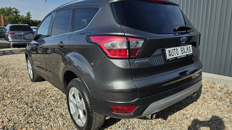 FORD Kuga -