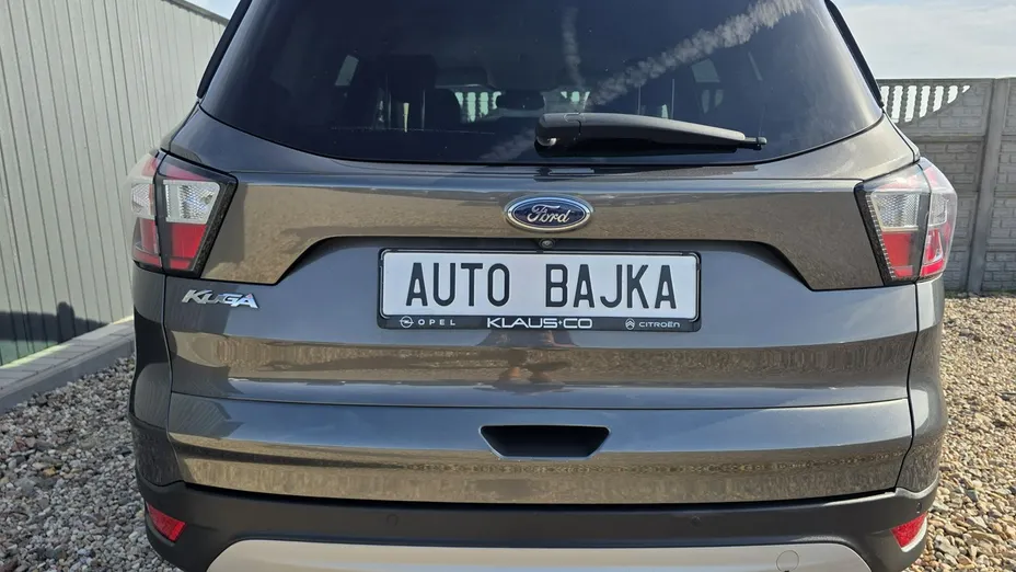 FORD Kuga -