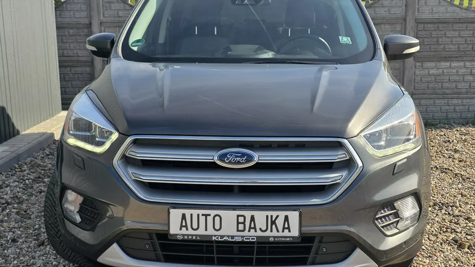 FORD Kuga -