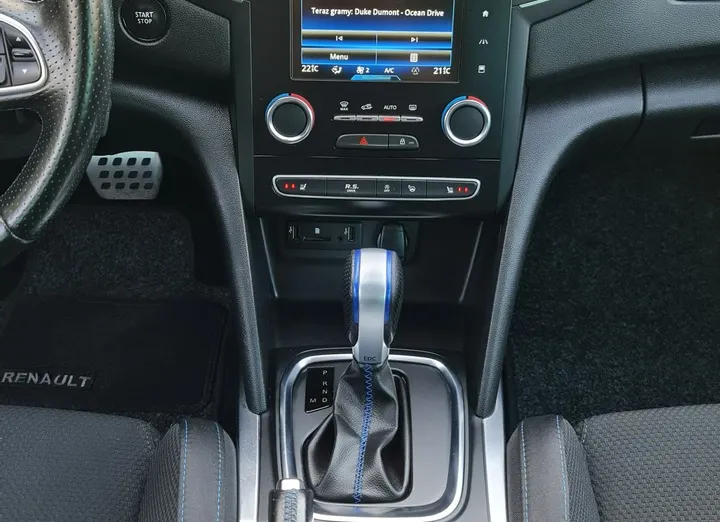 RENAULT Megane -