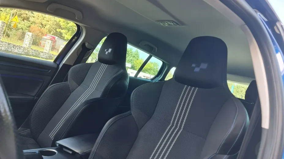 RENAULT Megane -