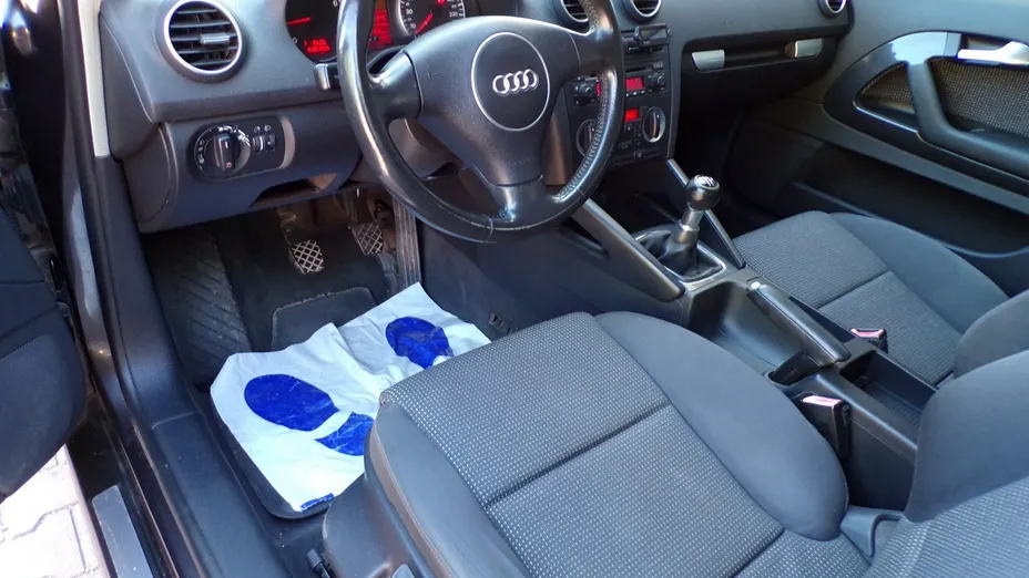 AUDI A3 -